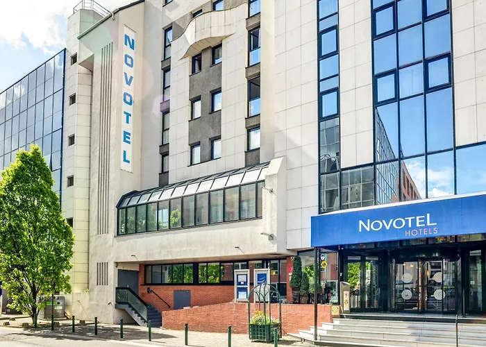 Hôtel pour familles: Novotel Paris Suresnes Longchamp