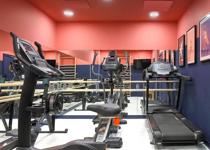 Adagio Paris Suresnes Longchamp